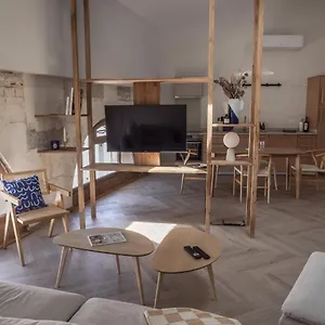 Appartement Le Nid Bleu Duplex En Plein Centre, Castres (Tarn)
